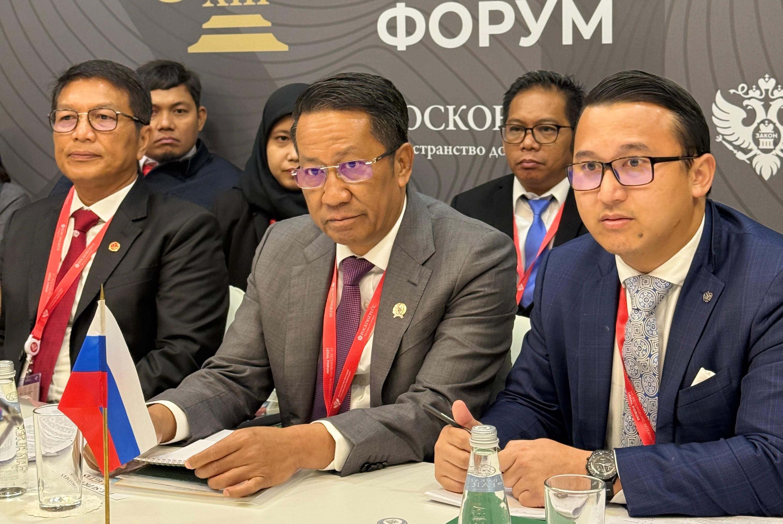 2025 05 21 Menkum Rusia 1